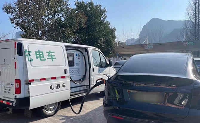 呼兰区汽车搭电